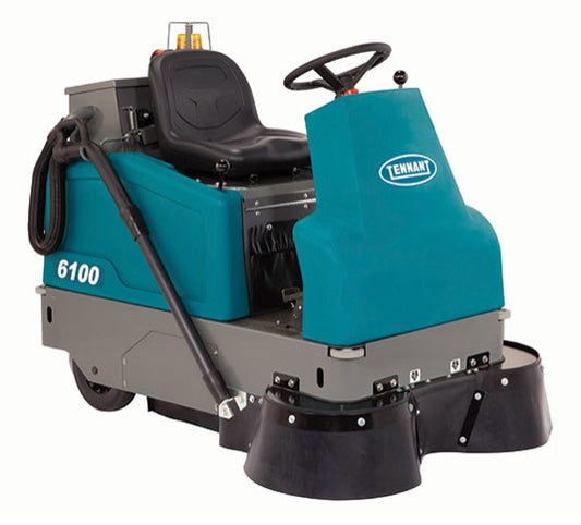 Tennant 6100 Ride On Sweeper
